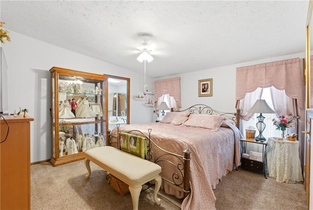 560 Park Hills Crossing 40, Fairborn, OH 45324