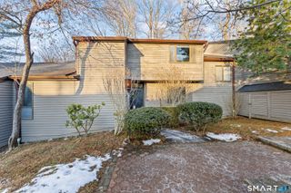 4 Heather Court 4, Woodbury, CT 06798