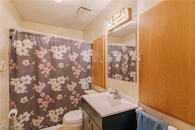 464 Jefferson Avenue, Barberton, OH 44203