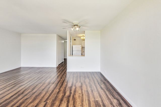 4343 N Clarendon Avenue 718, Chicago, IL 60613