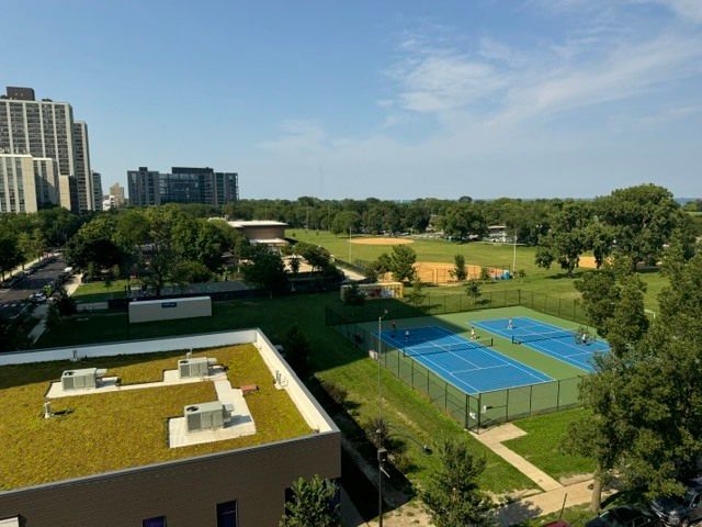 4343 N Clarendon Avenue 718, Chicago, IL 60613