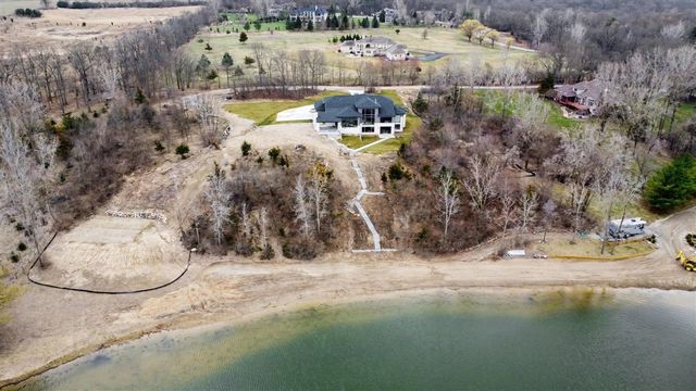 5670 E Stone Valley Drive, Ann Arbor, MI 48105