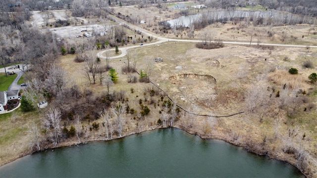 5670 E Stone Valley Drive, Ann Arbor, MI 48105