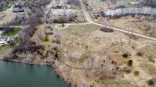 5670 E Stone Valley Drive, Ann Arbor, MI 48105