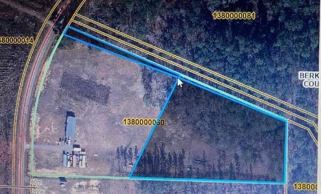 1640 Calamus Pond Road, Summerville, SC 29486