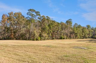 1640 Calamus Pond Road, Summerville, SC 29486