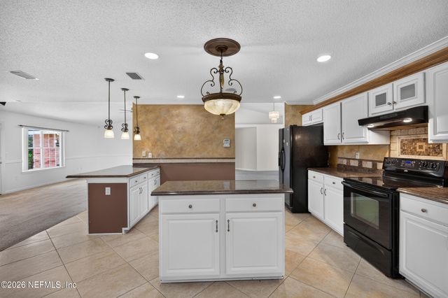 2432 MALLORY HILLS Road, Jacksonville, FL 32221