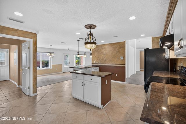 2432 MALLORY HILLS Road, Jacksonville, FL 32221