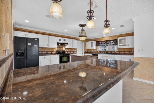 2432 MALLORY HILLS Road, Jacksonville, FL 32221