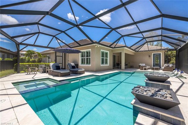 3664 Pilot CIR, Naples, FL 34120