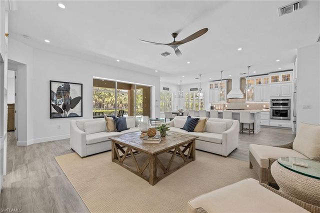 3664 Pilot CIR, Naples, FL 34120