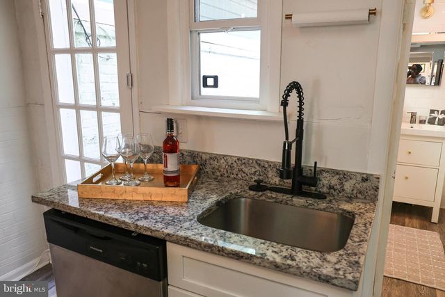 605 S MONTFORD AVE, Baltimore, MD 21224