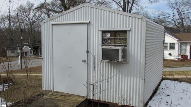 102 High Street, Laurens, SC 29360