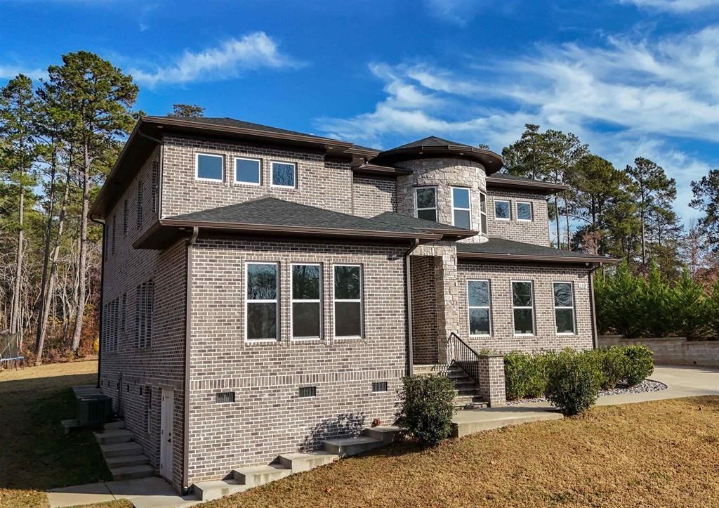 119 Bridgeview Road, Chesnee, SC 29323