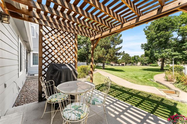 8427 Everett Way D, Arvada, CO 80005