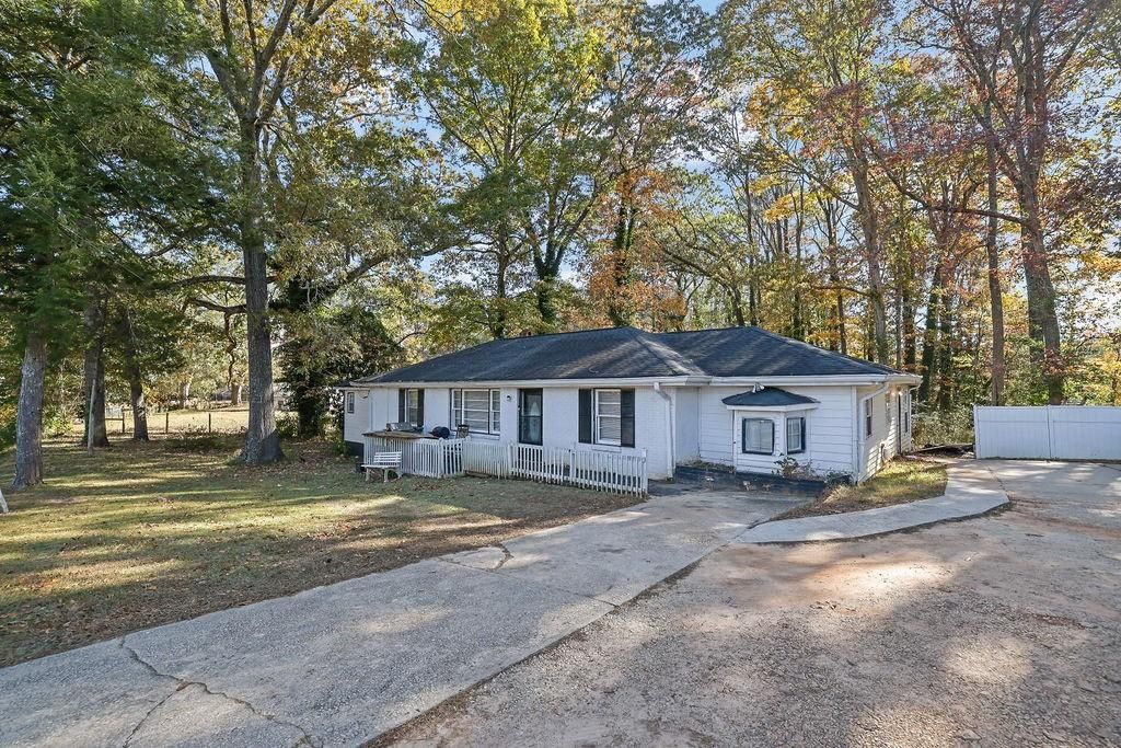 804 Rowland Road, Stone Mountain, GA 30083