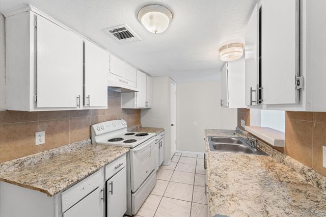 12206 Ormandy Street, Houston, TX 77085