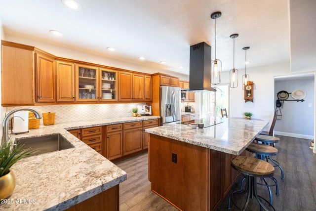5442 S Hurricane Court, Tempe, AZ 85283
