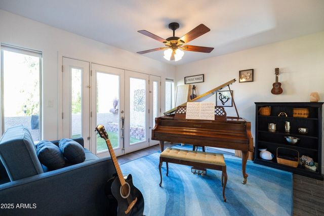 5442 S Hurricane Court, Tempe, AZ 85283