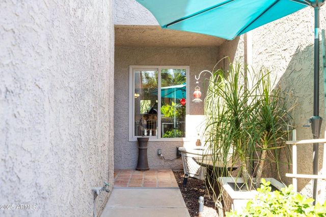 5442 S Hurricane Court, Tempe, AZ 85283