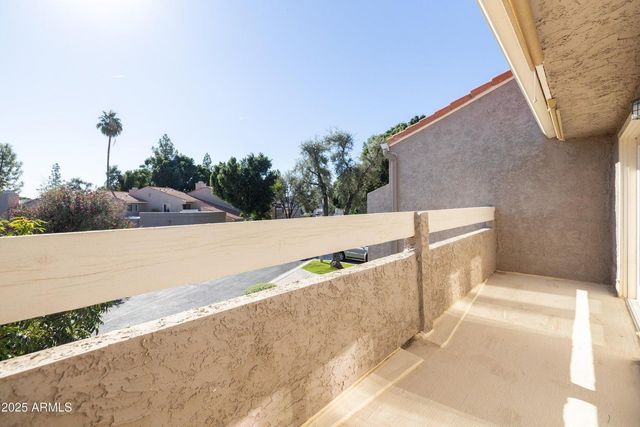 5442 S Hurricane Court, Tempe, AZ 85283