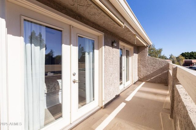5442 S Hurricane Court, Tempe, AZ 85283