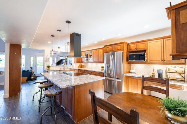 5442 S Hurricane Court, Tempe, AZ 85283