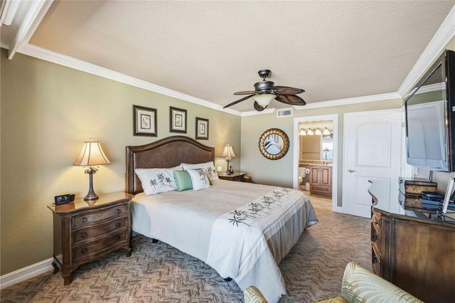 6140 MIDNIGHT PASS ROAD 606, Sarasota, FL 34242