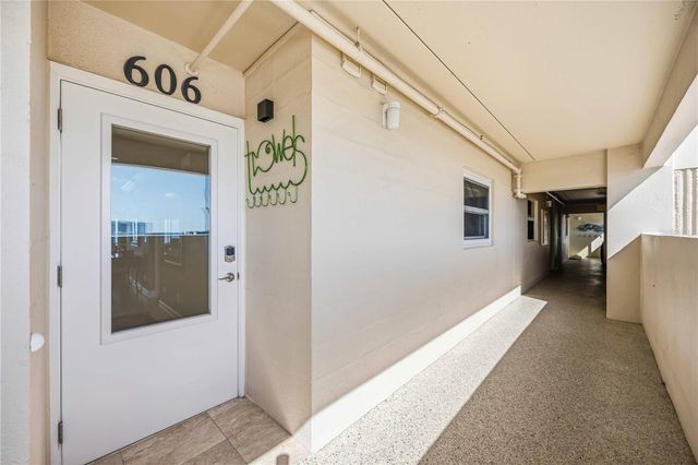 6140 MIDNIGHT PASS ROAD 606, Sarasota, FL 34242