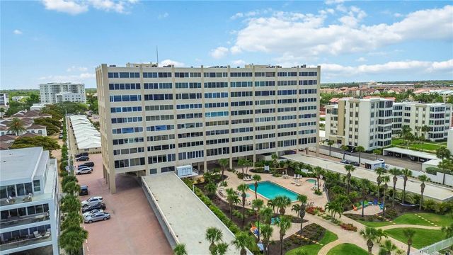 6140 MIDNIGHT PASS ROAD 606, Sarasota, FL 34242