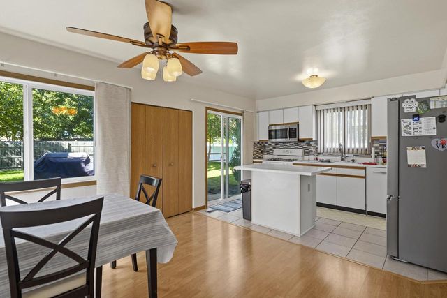 6318 96th AVENUE, Kenosha, WI 53142