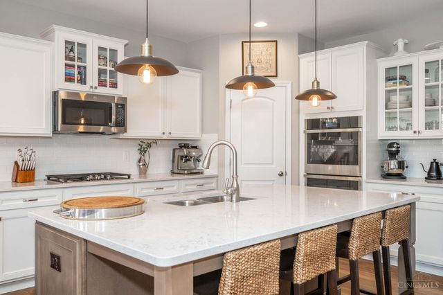 477 Auburn Grove Drive, South Lebanon, OH 45152