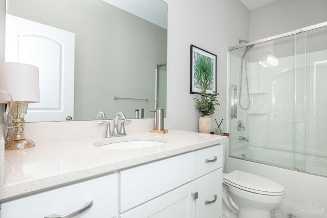 477 Auburn Grove Drive, South Lebanon, OH 45152