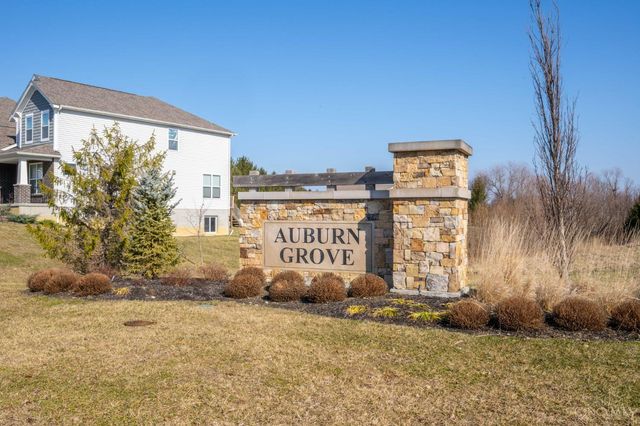 477 Auburn Grove Drive, South Lebanon, OH 45152