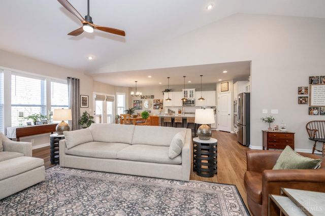 477 Auburn Grove Drive, South Lebanon, OH 45152