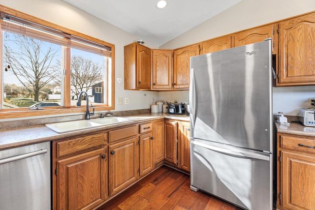 509 20th AVENUE S, Onalaska, WI 54650