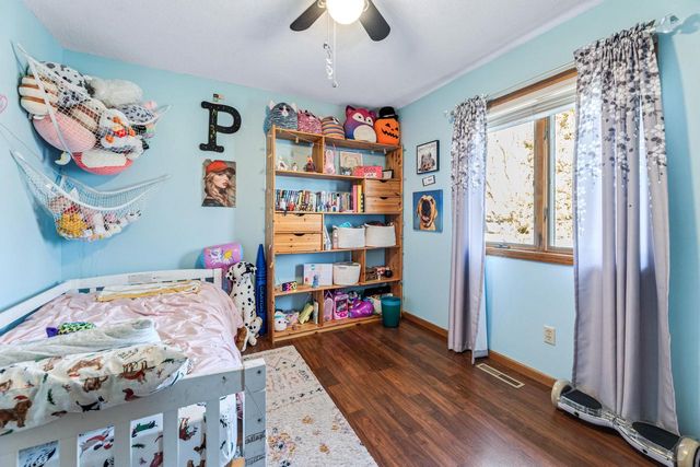 509 20th AVENUE S, Onalaska, WI 54650