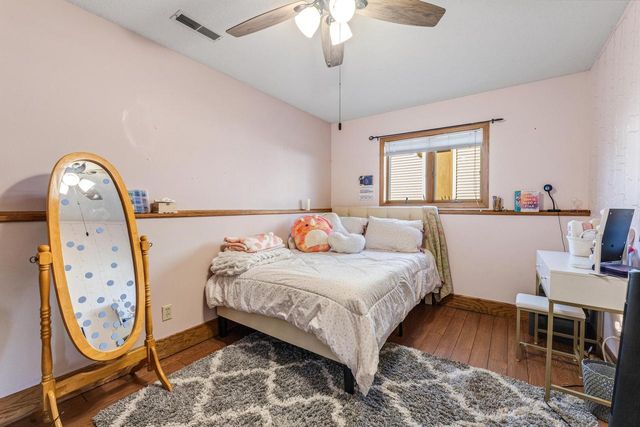 509 20th AVENUE S, Onalaska, WI 54650