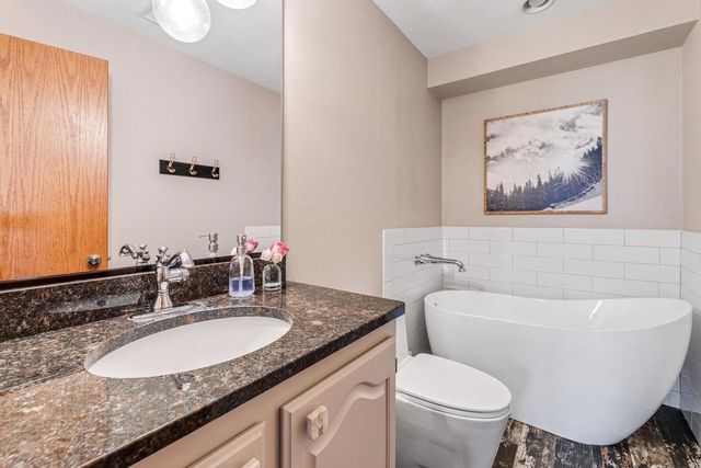 509 20th AVENUE S, Onalaska, WI 54650