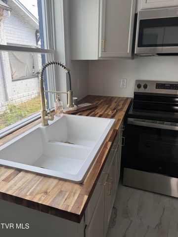 600 Moore Street, Bristol, VA 24201