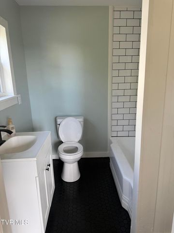 600 Moore Street, Bristol, VA 24201