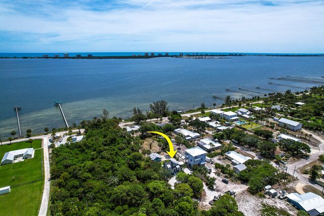 12000 Conklin Way, Jensen Beach, FL 34957
