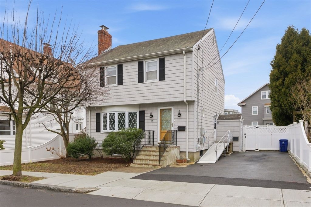 25 Webster St, Quincy, MA 02171