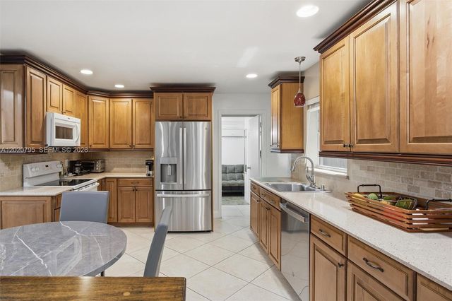 3149 Hollywood Boulevard, Hollywood, FL 33021