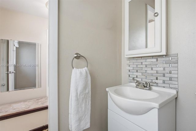 3149 Hollywood Boulevard, Hollywood, FL 33021