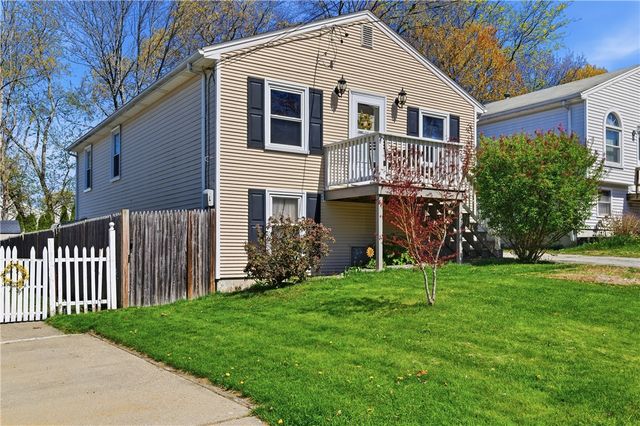 29 Morning Glory Road, Cumberland, RI 02864