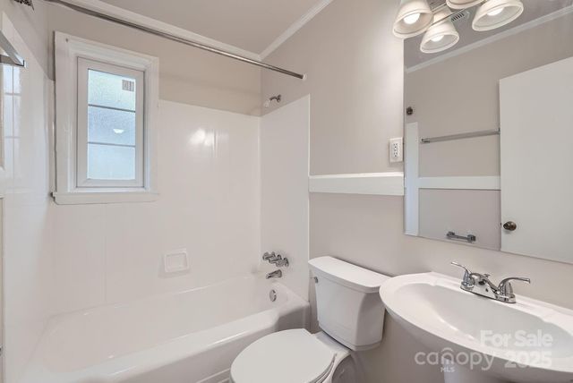 3233 Marlborough Road, Charlotte, NC 28208