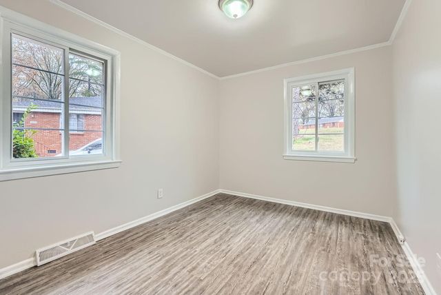 3233 Marlborough Road, Charlotte, NC 28208