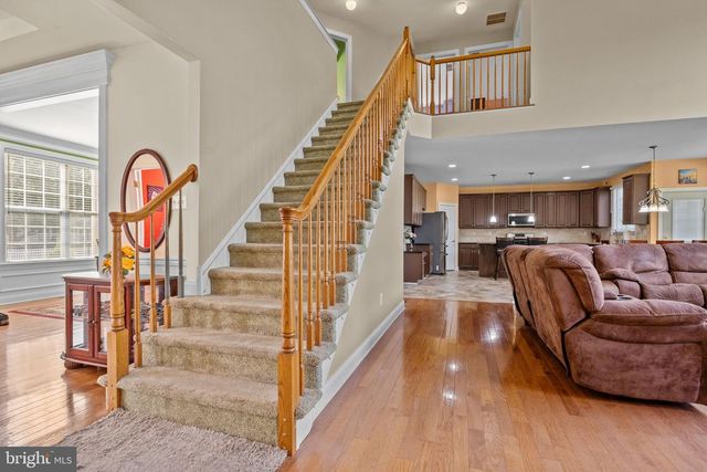 5 KINGSLEY CT, Newtown, PA 18940