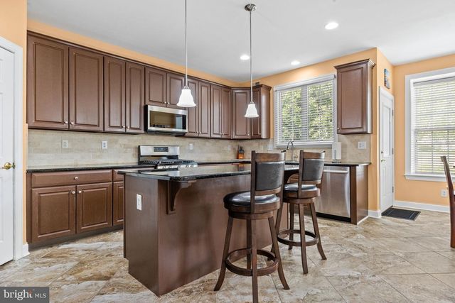 5 KINGSLEY CT, Newtown, PA 18940